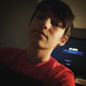 Meet your Posher, Ethan